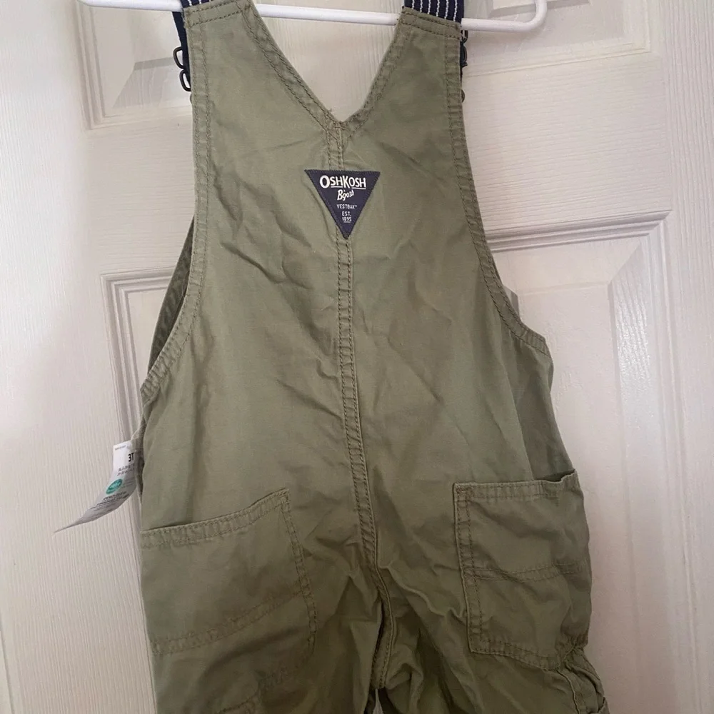 NWT Oshkosh B’Gosh Shortalls